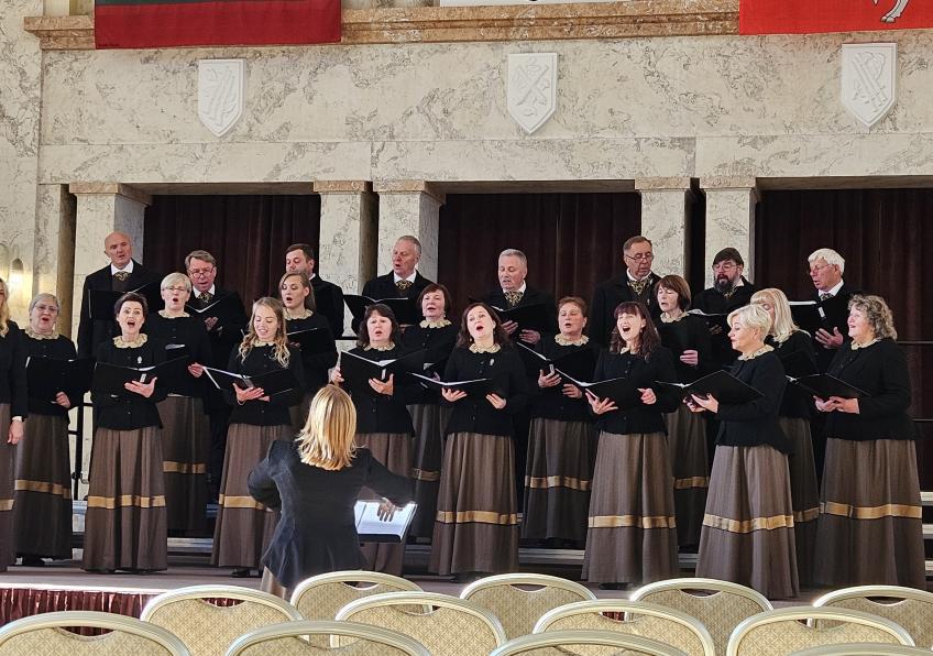 Choras „Gija" pelnė garbingus apdovanojimus tarptautiniame festivalyje